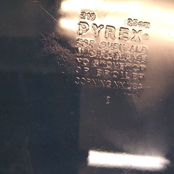 Pyrex #210 Glass Pie Pan 25cm 10 inch pan Cottagecore Grandmacore Countrycore - Picture 6 of 7